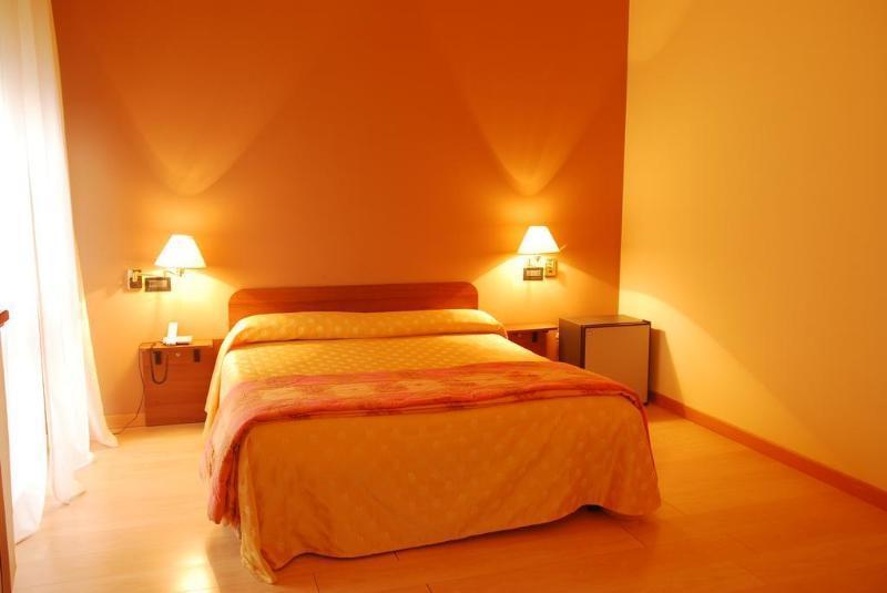 Nuovo Hotel Vigevano Buitenkant foto